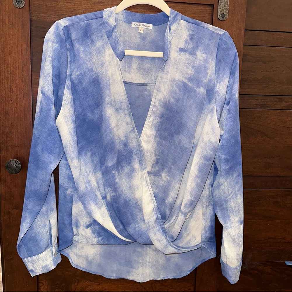 Olivia Graye sky blouse